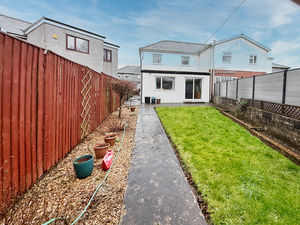 Photo 11- click for photo gallery